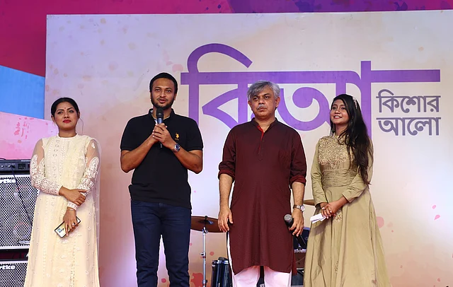 পাঠকদের প্রশ্নের উত্তর দেন ক্রিকেটার সাকিব আল হাসান