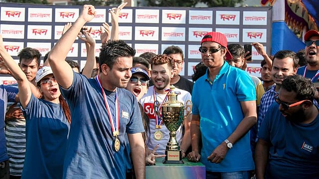 সীমিত ওভারের প্রীতি ক্রিকেট ম্যাচে ‘দহন’ হারিয়ে দেয় ‘মিস্টার বাংলাদেশ’ দলকে