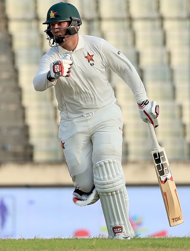 বাংলাদেশের বিপক্ষে টেস্টে আরও একটি সেঞ্চুরি টেলরের