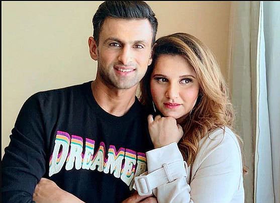 কিছুদিন আগে নবজাতকের বাবা-মা হয়েছেন শোয়েব-সানিয়া। ছবি: টুইটার