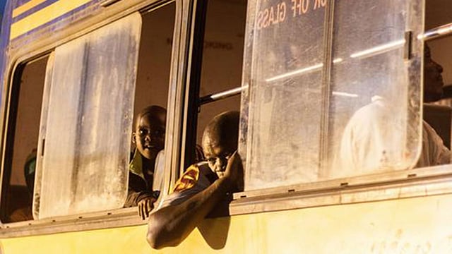 বাসের ফাইল ছবি (এএফপি)