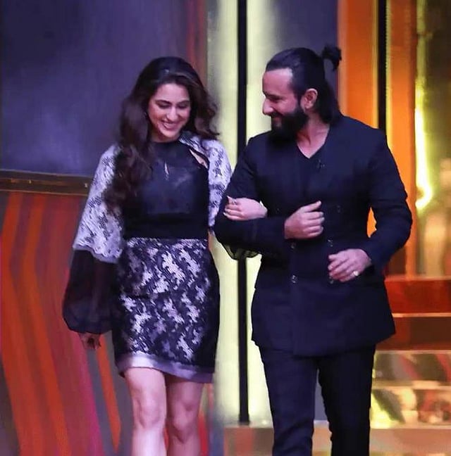 ‘কফি উইথ করণ’ অনুষ্ঠানে অংশ নিয়েছেন সারা আলী খান ও সাইফ আলী খান