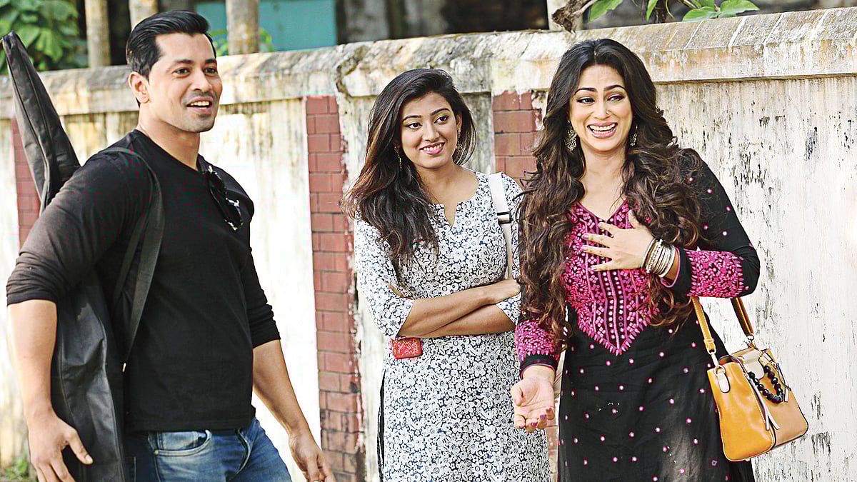 ইন্দুবালা ওয়েব সিরিজ শুটিংয়ের ফাঁকে সুমন, সোহানি ও পপি