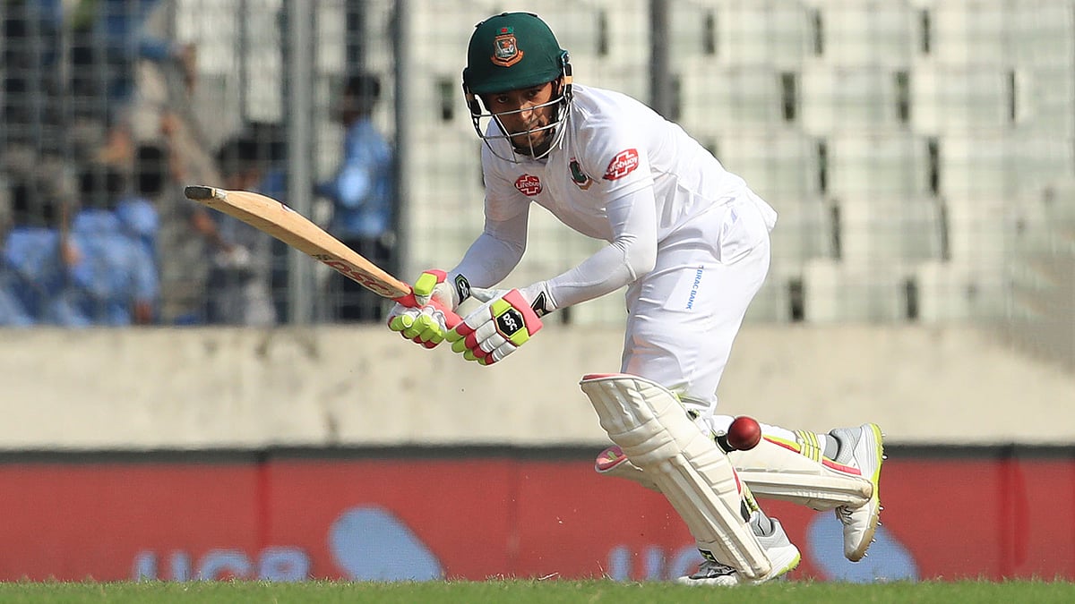 বেশি করে ধারাবাহিকতা বজায় রাখতে চান মুশফিকুর রহিম। ছবি: প্রথম আলো