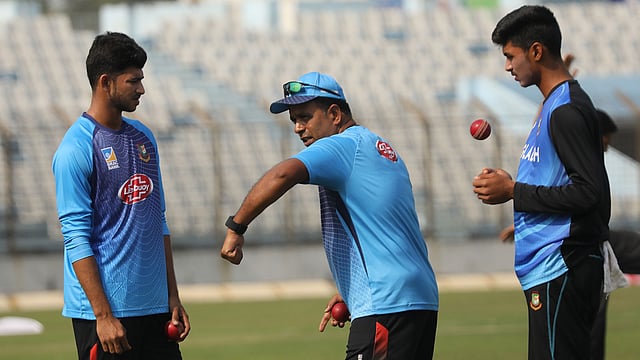 চট্টগ্রাম টেস্টের দ্বিতীয় দিনে আজ ওয়েস্ট ইন্ডিজের মুখোমুখি হয়েছে বাংলাদেশ। ছবি: প্রথম আলো