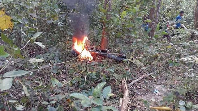 টাঙ্গাইলে প্রশিক্ষণ বিমান বিধ্বস্ত হয়ে পাইলট নিহত হন। ছবি: ইউএনবি