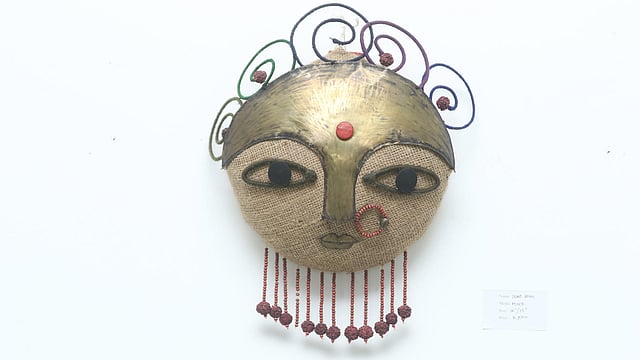 মো. জাকির হোসেনের মিশ্র মাধ্যমে তৈরি ‘বুনো রানি’।