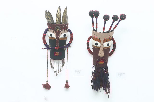 জংলি রাজা ও রানি। শিল্পী : মো. জাকির হোসেন।