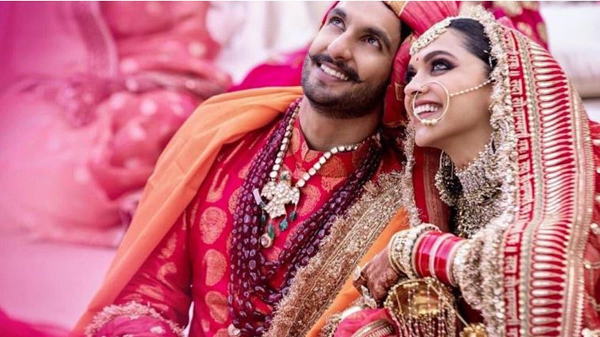 বিয়ের আসরে রণবীর সিং ও দীপিকা পাড়ুকোন