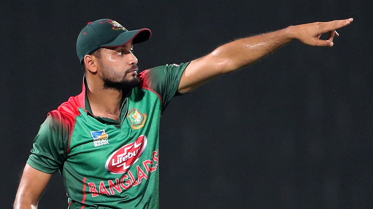 ওয়ানডে সিরিজ খেলেই তাহলে মাশরাফি শুরু করবেন নির্বাচনী প্রচারণা? ছবি: প্রথম আলো