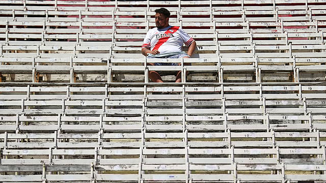 এ গ্যালারিটা কাল দর্শকে পরিপূর্ণ থাকার কথা ছিল। ছবি: রয়টার্স