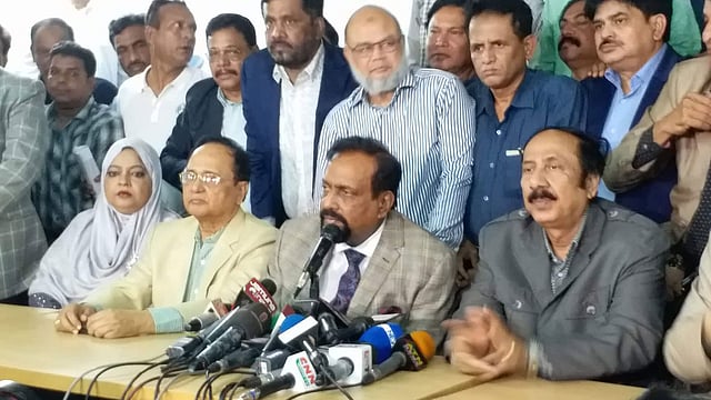 জাতীয় পার্টির বনানী কার্যালয়ে সংবাদ সম্মেলন। ছবি: মোশতাক আহমেদ