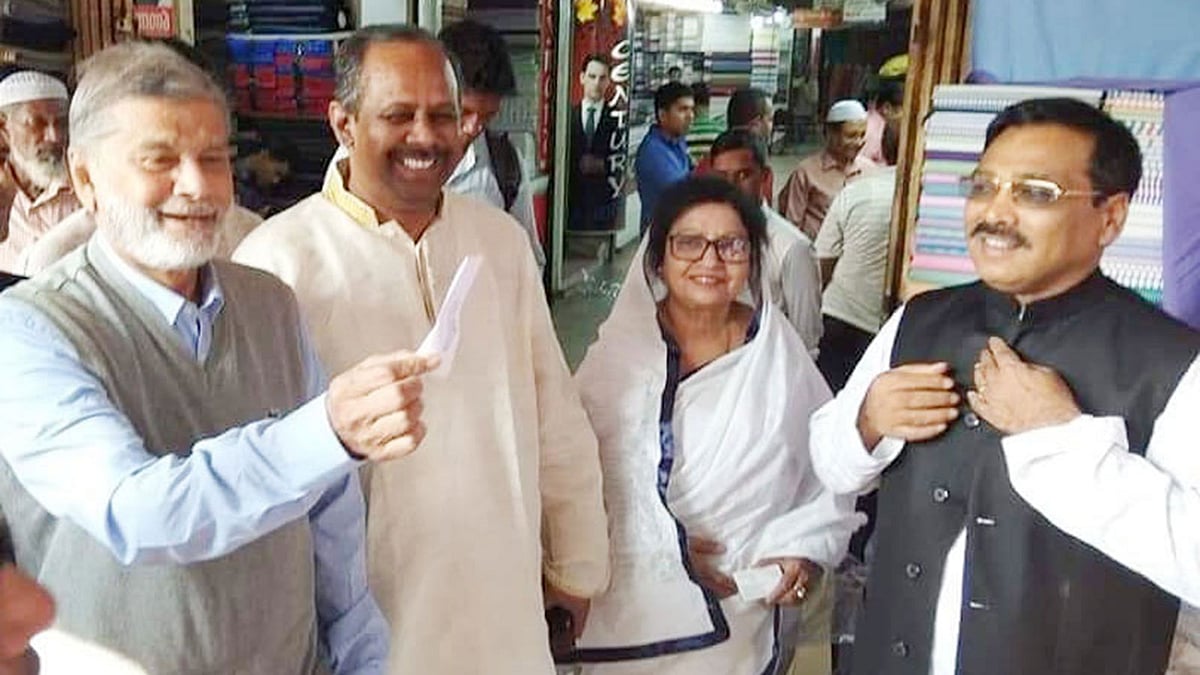সুনামগঞ্জে এবারও নৌকা পেয়েছেন তাঁরা। বাঁ থেকে এম এ মান্নান, মুহিবুর রহমান মানিক, জয়া সেনগুপ্তা, মোয়াজ্জেম হোসেন রতন। ছবি: সংগৃহীত