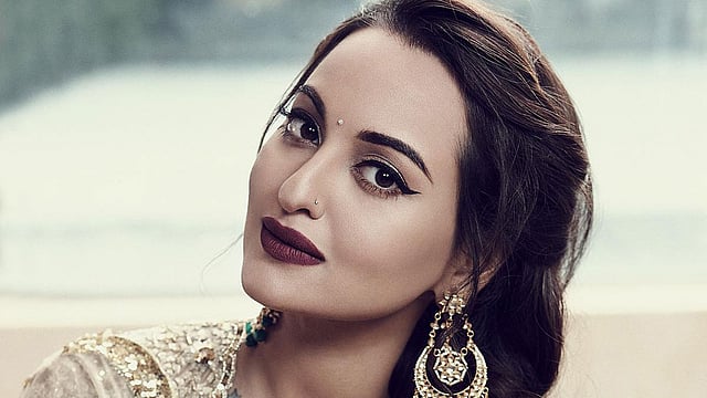 সোনাক্ষী সিনহা
