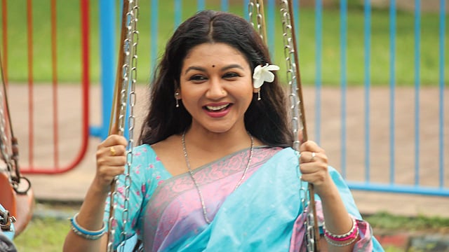 ‘দুমুঠো বিকেল’ গানে জয়া