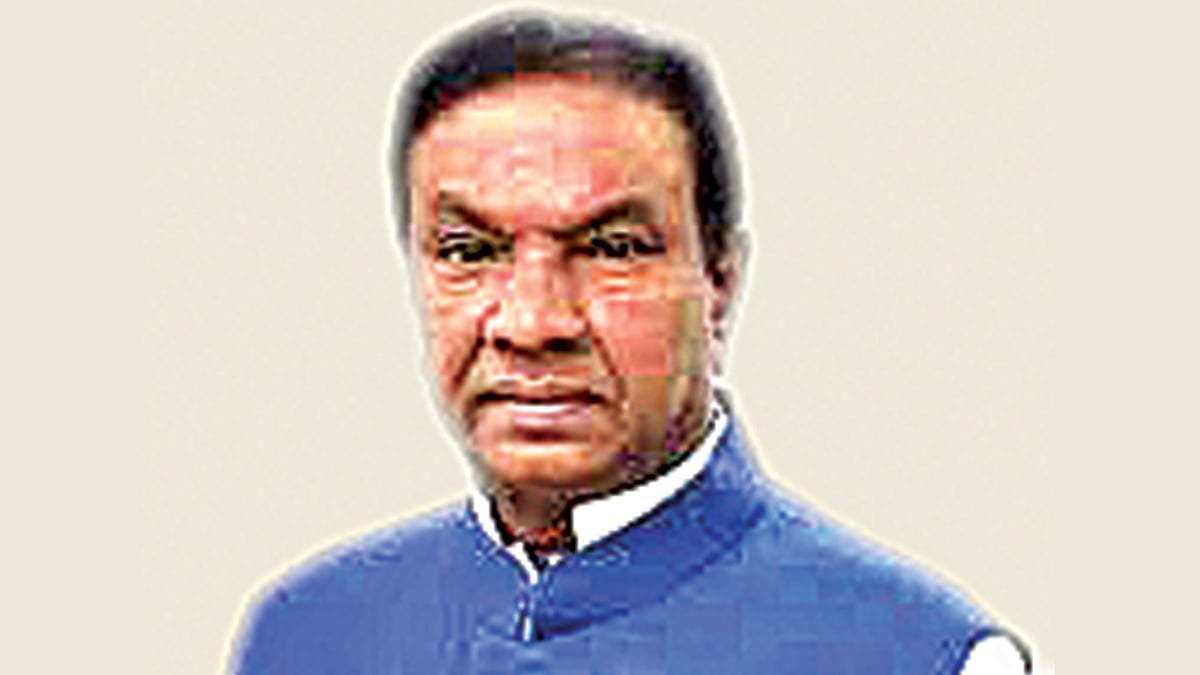 সাদেক খান