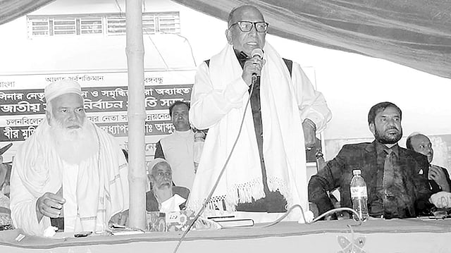 নিবাচনী প্রস্তুতি সভায় আবদুল কুদ্দুস ।  ছবি: প্রথম আলো