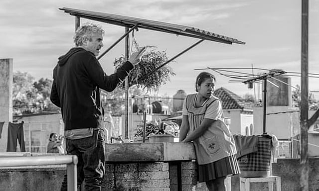 ‘রোমা’ ছবির সেটে পরিচালক আলফনসো করন