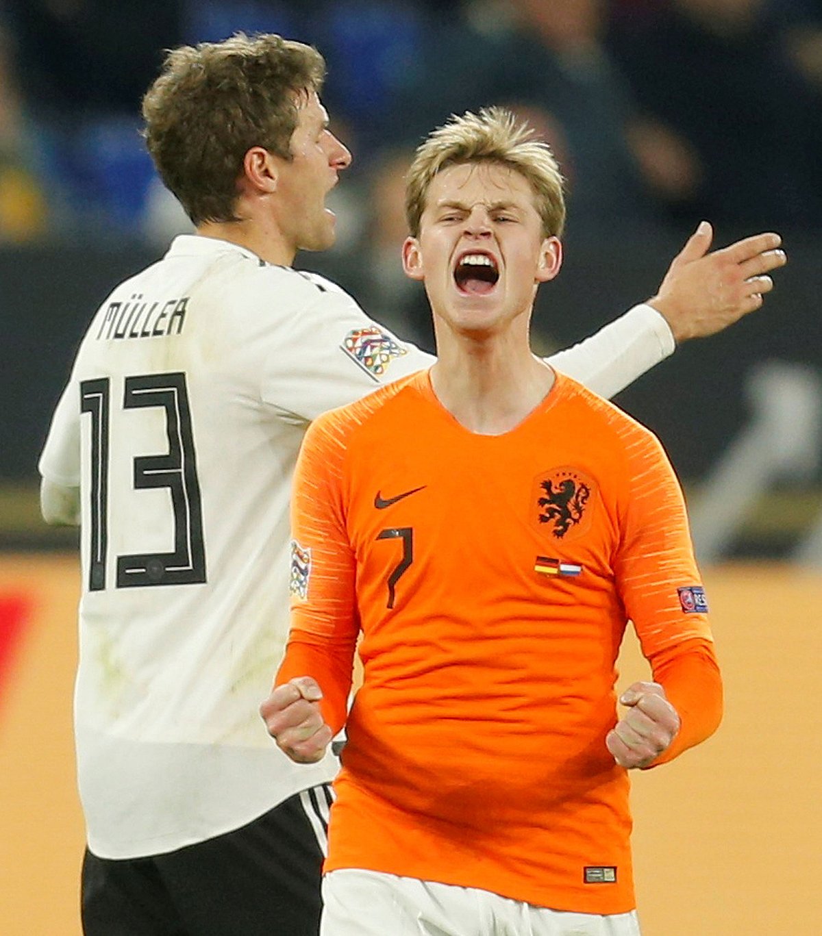 বার্সেলোনা নয়, পিএসজিতে যাচ্ছেন ইয়ং? ছবি: রয়টার্স