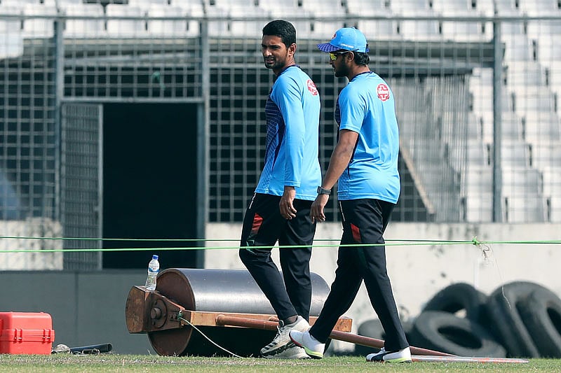 কাল টসে জেতাটা গুরুত্বপূর্ণ হয়ে উঠতে পারে। মিরপুরের উইকেটও থাকছে চিন্তার মধ্যে। ছবি: প্রথম আলো