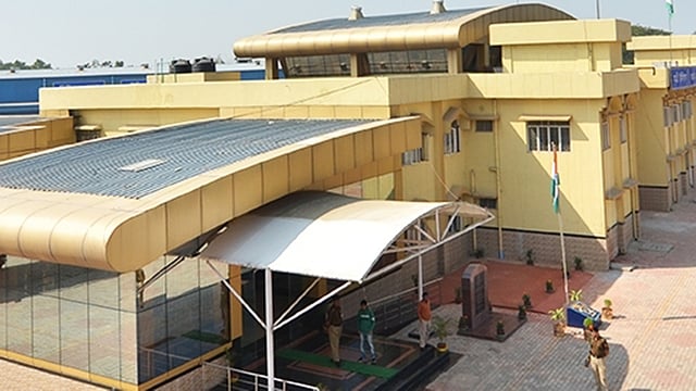 আখাউড়া-আগরতলা স্থলবন্দর।