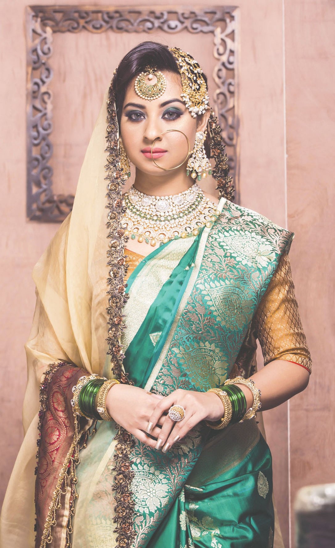 মডেল: বুবলি