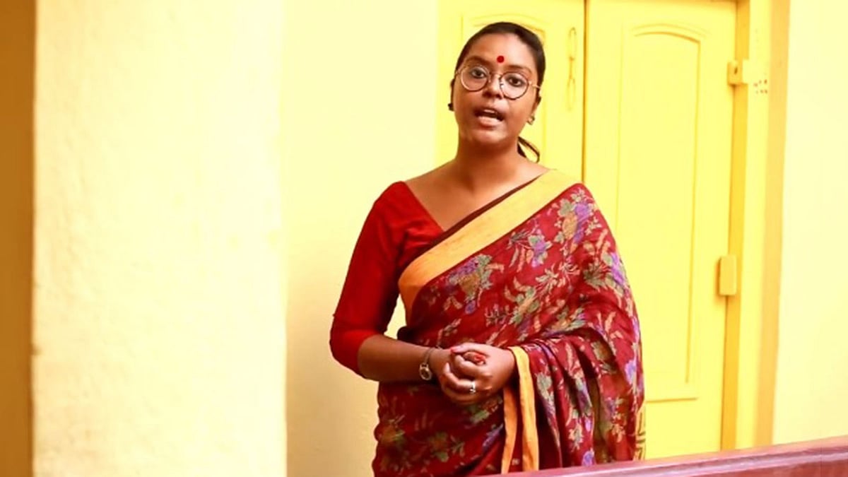 বিজ্ঞাপনচিত্রের অভিনেতা ও শিল্পীদের কঠোর সমালোচনা করে ভিডিওচিত্র প্রকাশ করেছেন পৌলোমী