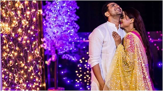 বিয়ের পর পারুল চৌহান ও চিরাগ থাক্কার