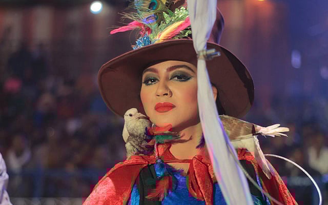 সার্কাস নিয়ে পরিচালক মাহমুদ দিদার তৈরি করেছেন চলচ্চিত্র ‘বিউটি সার্কাস’। ছবিটি লেখার সঙ্গে প্রতীকী হিসেবে ব্যবহার করা হলো