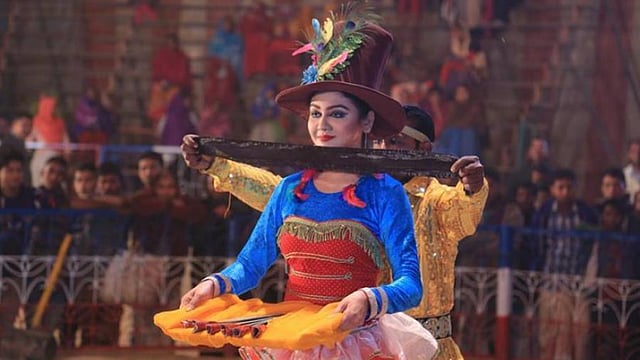 মাহমুদ দিদার পরিচালিত ‘বিউটি সার্কাস’ চলচ্চিত্রে অভিনয় করেছেন জয়া আহসান। ছবিটি লেখার সঙ্গে প্রতীকী হিসেবে ব্যবহার করা হলো