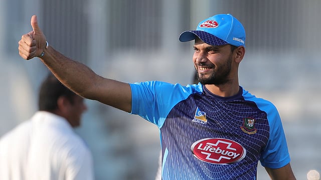 ওয়ানডেতে বাংলাদেশকে সবচেয়ে বেশি ম্যাচে নেতৃত্ব দিয়েছেন মাশরাফি বিন মুর্তজা। ছবি: প্রথম আলো