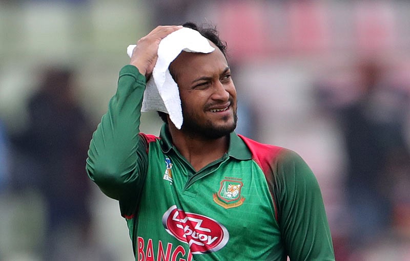 দল তো হেরেছেই, জরিমানাও গুনতে হয়েছে সাকিবকে । ছবি: প্রথম আল