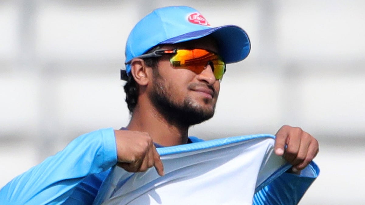 টি-টোয়েন্টির আগে অনুশীলনটা ঠিকঠাক করা হচ্ছে না সাকিবের। ছবি: প্রথম আলো