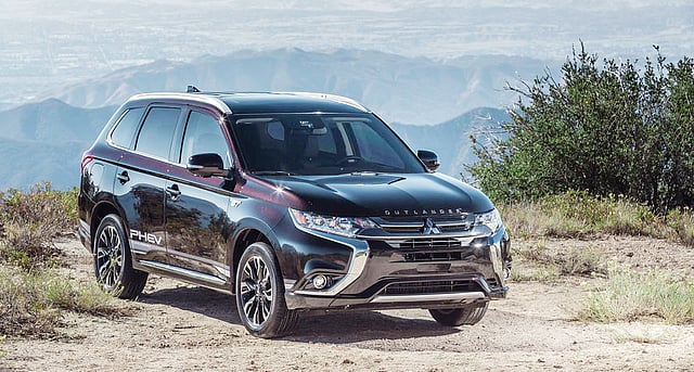 মিতসুবিশি পিএইচইভি আউটল্যান্ডার
