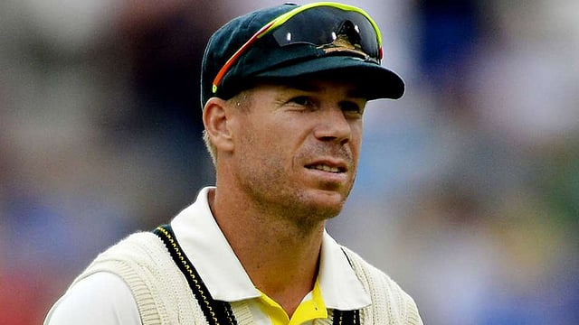 ওয়ার্নারের নির্দেশেই বল বিকৃতির কাজ করেছিলেন ক্যামেরন ব্যানক্রফট। ছবি: এএফপি