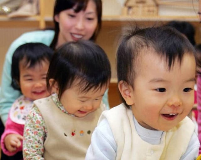 জাপানে জন্মের হার উদ্বেগজনকভাবে কমে যাচ্ছে। ছবি: রয়টার্স