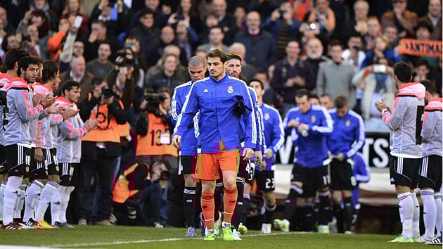 রিয়াল সর্বশেষ ‘গার্ড অব অনার’ পেয়েছিল ভ্যালেন্সিয়ার কাছ থেকে। ফাইল ছবি