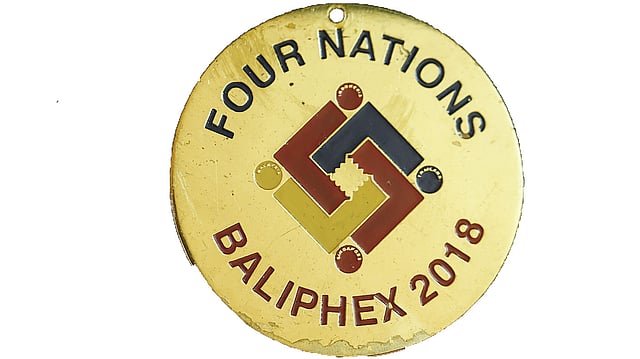 ফোর নেশনস স্ট্যাম্প এক্সিবিশনে পাওয়া স্বর্ণ পদক