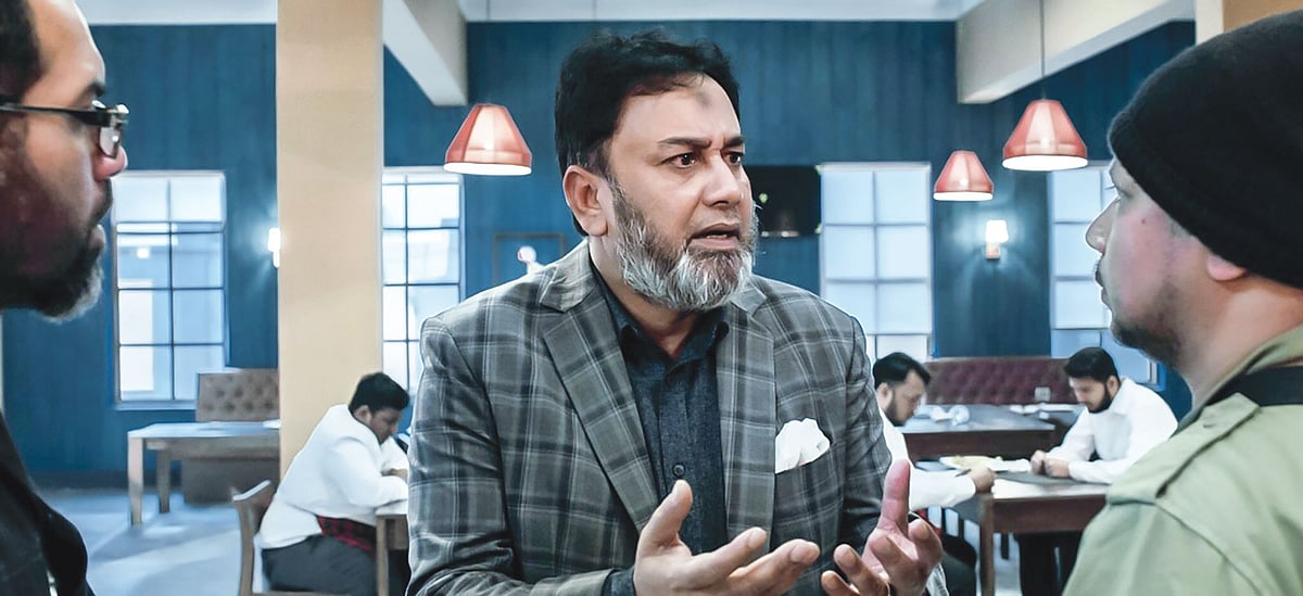 শনিবার বিকেল ছবিতে জাহিদ হাসান