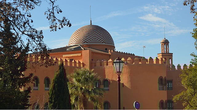 আলহাম্বরা দুর্গের ভেতরে মসজিদ–সদৃশ স্থাপনা।