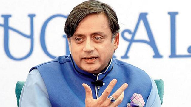 শশী থারুর। ফাইল ছবি