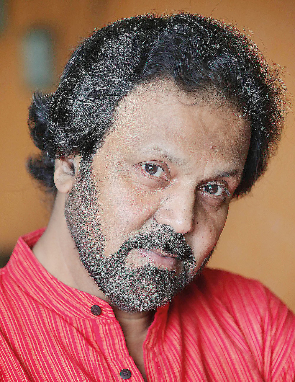 তারিক আনাম খান