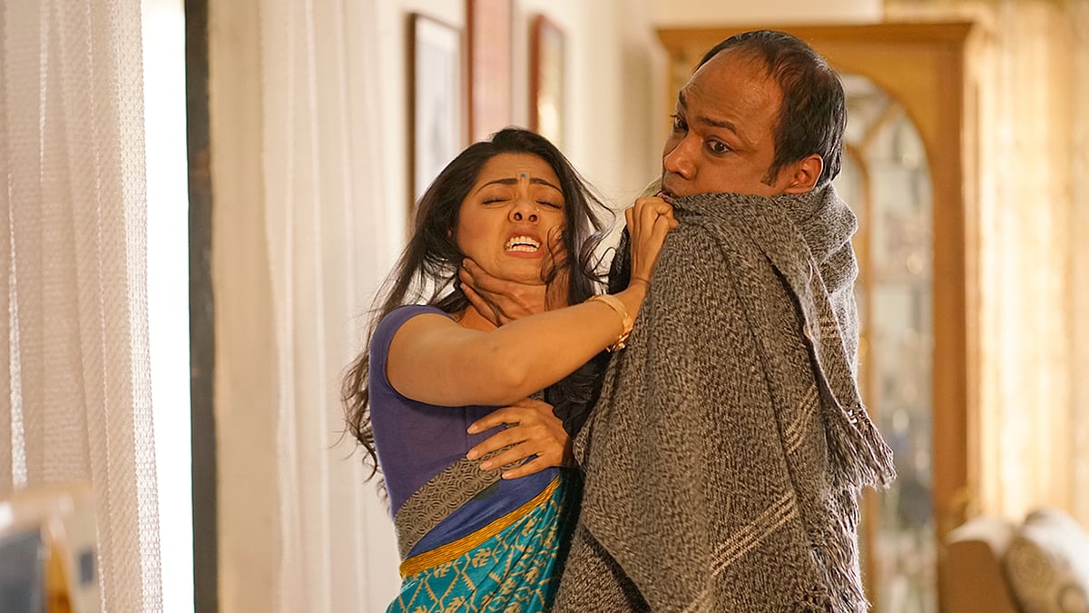 ‘ট্র্যাপ’ ওয়েব ফিল্মের দৃশ্যে তিশা ও সুমন আনোয়ার