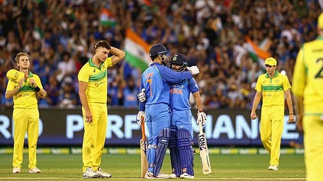 আরেকটি সিরিজ হার। এবার ভারতের কাছে। দুঃসময় যাচ্ছে অস্ট্রেলিয়া দলের। ছবি: টুইটার