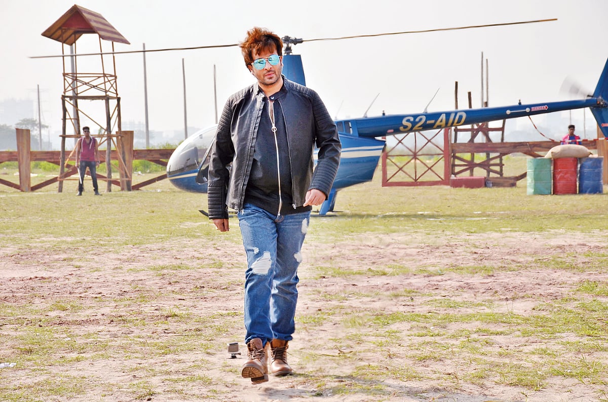 শাহেনশাহ ছবিতে শাকিব খান