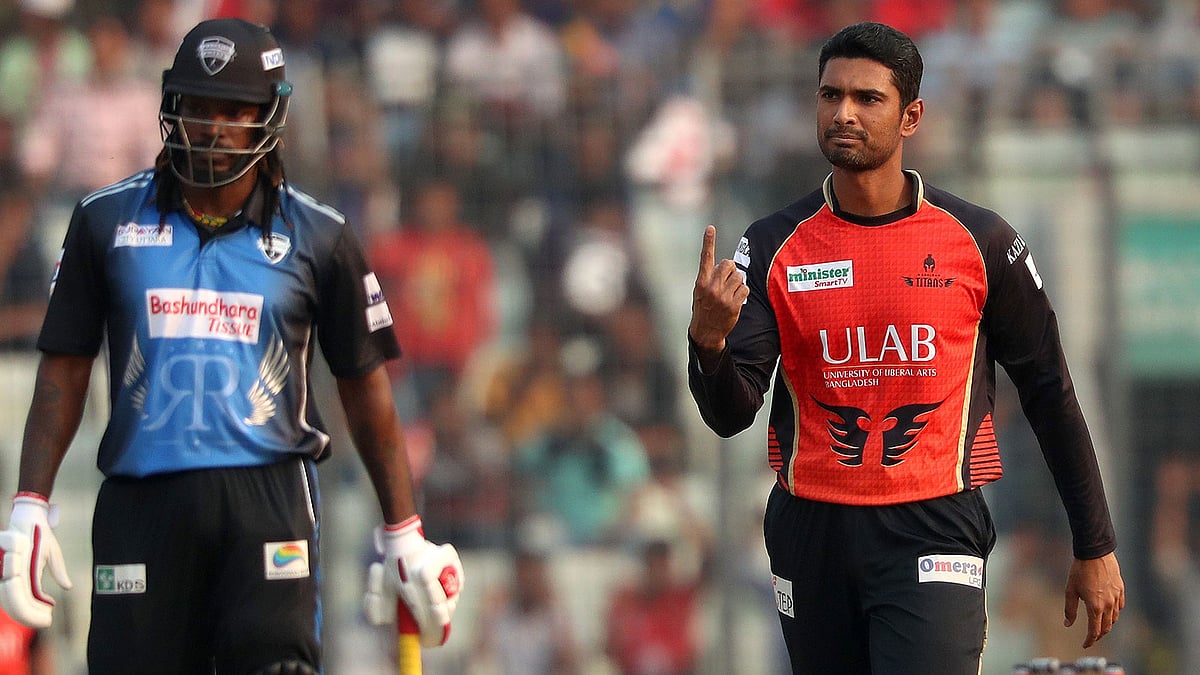 ক্যারিয়ারে এমন সময় খুব একটা আসেনি মাহমুদউল্লাহর। ছবি: প্রথম আলো