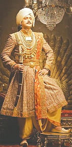 মনিকর্ণিকা: দ্য কুইন অব ঝাঁসি ছবিতে যীশু সেনগুপ্ত