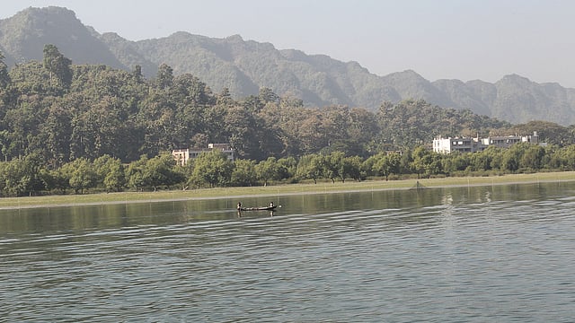 নাফ নদী থেকে দূরের টেকনাফ।