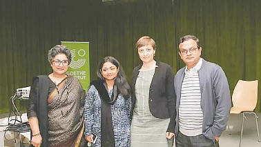 ‘থ্রু হার আইস’ আয়োজনে সামিয়া জামান, রুবাইয়াত হোসেন, কিরস্টেন হাঁকেনব্রোক ও জাকির হোসেন রাজু