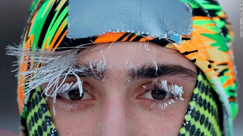 যুক্তরাষ্ট্রের শিকাগোসহ কোথাও কোথাও তাপমাত্রা মাইনাস ৪০ থেকে ৬০ ডিগ্রি সেলসিয়াসের নিচে নেমে যেতে পারে বলে আশঙ্কা করা হচ্ছে। ছবি: সংগৃহীত